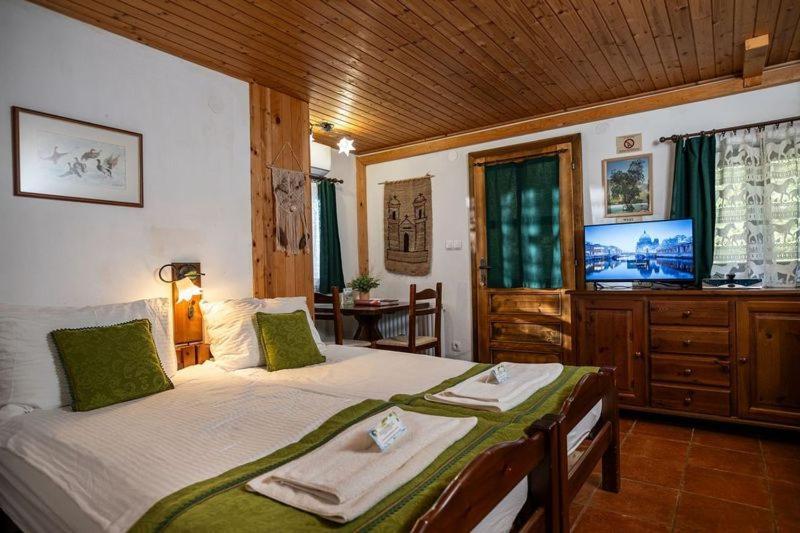 Pristava Lepena Village Ngoại thất bức ảnh