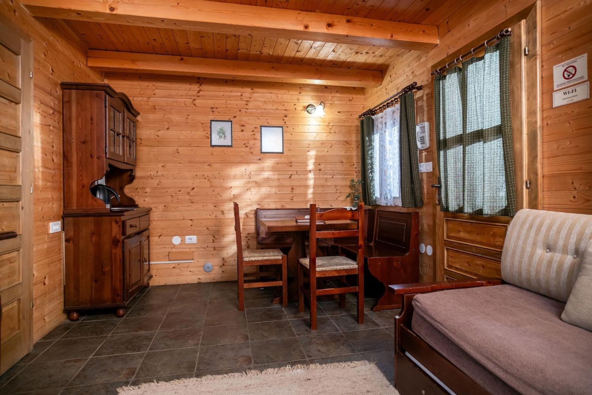 Pristava Lepena Village Ngoại thất bức ảnh