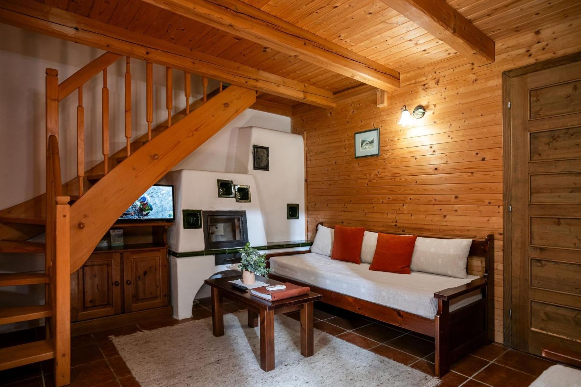 Pristava Lepena Village Ngoại thất bức ảnh